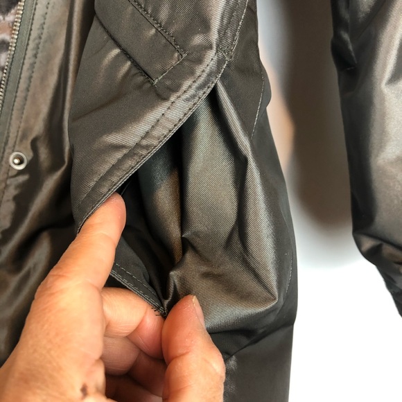 KRISTEN BLAKE Studio Collection Hooded Raincoat - Picture 6 of 8